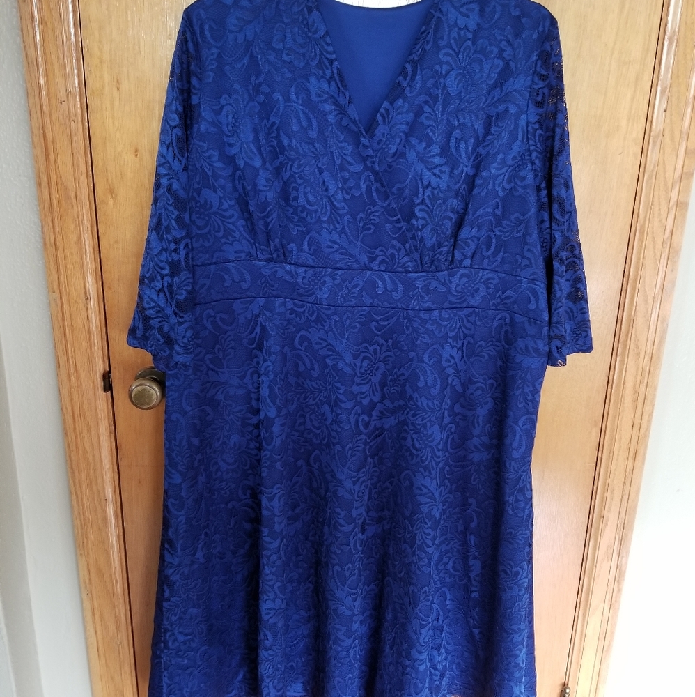 Women's Plus Blue Lace Cocktail Dress 26W
